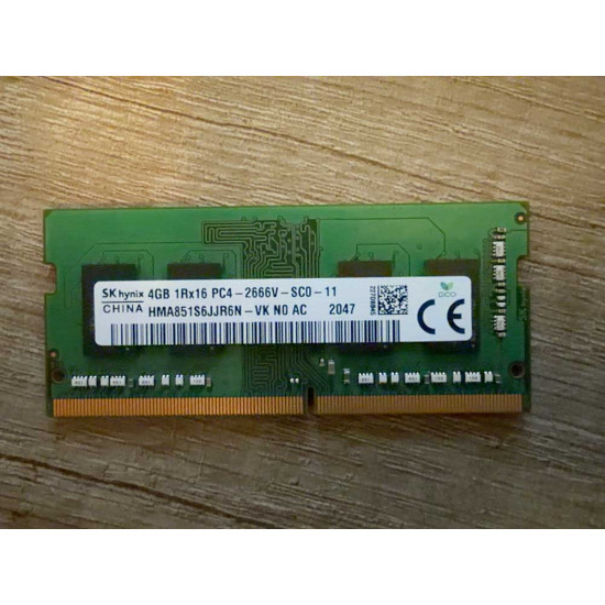 4 GB DDR4 SO-DIMM - SK hynix 4 GB DDR4 SO-DIMM - SK hynix