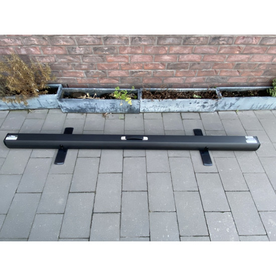 Projectiescherm / beamerscherm top vision type optrekscherm - vloerscherm 100 inch - 2,08 meter breed - 2 meter hoog Projectiescherm / beamerscherm top vision type optrekscherm - vloerscherm 100 inch - 2,08 meter breed - 2 meter hoog