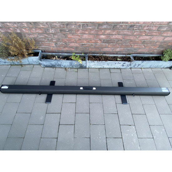 Projectiescherm / beamerscherm top vision type optrekscherm - vloerscherm 106 inch - 2,43 meter breed - 2,15 meter hoog Projectiescherm / beamerscherm top vision type optrekscherm - vloerscherm 106 inch - 2,43 meter breed - 2,15 meter hoog