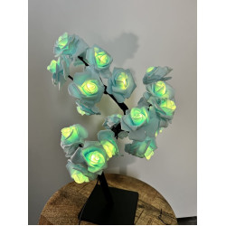 Rozenboom lamp - 24 LED - Babyblauwe blaadjes - Tafellamp - Decoratielamp - Liefdesontwerp