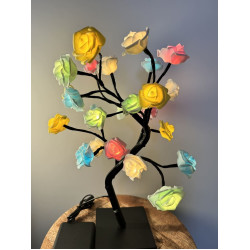 Rozenboom lamp - 24 LED - Pastel blaadjes - Tafellamp - Decoratielamp - Liefdesontwerp