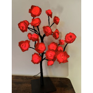 Rozenboom lamp - 24 LED - Rode blaadjes - Tafellamp - Decoratielamp - Liefdesontwerp Rozenboom lamp - 24 LED - Rode blaadjes - Tafellamp - Decoratielamp - Liefdesontwerp