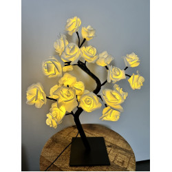 Rozenboom lamp - 24 LED - Witte blaadjes groot - Tafellamp - Decoratielamp - Liefdesontwerp