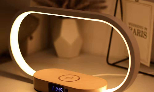 LED Tafellamp of nachtlamp met draadloze smartphone lader