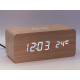 Klok modern decoratief - houtlook - Lichtbruin - Draadloos laadstation - Thermometer - Kalender Klok modern decoratief - houtlook - Lichtbruin - Draadloos laadstation - Thermometer - Kalender