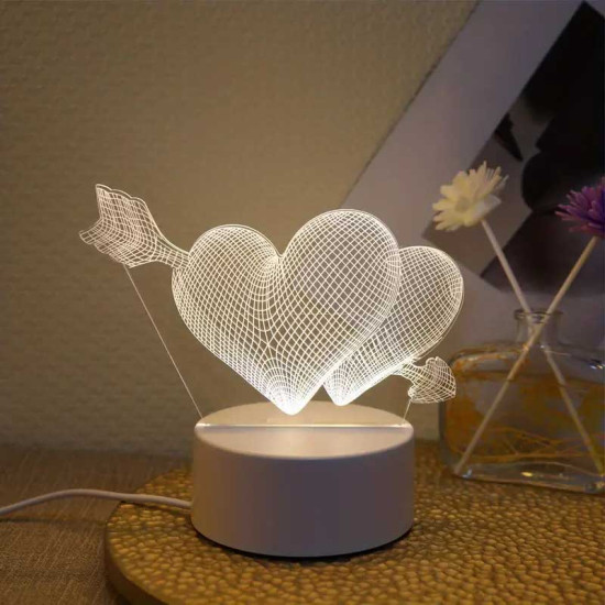 3D illusie LED lampje - Pijl door harten - Warm licht - Acryl plaat